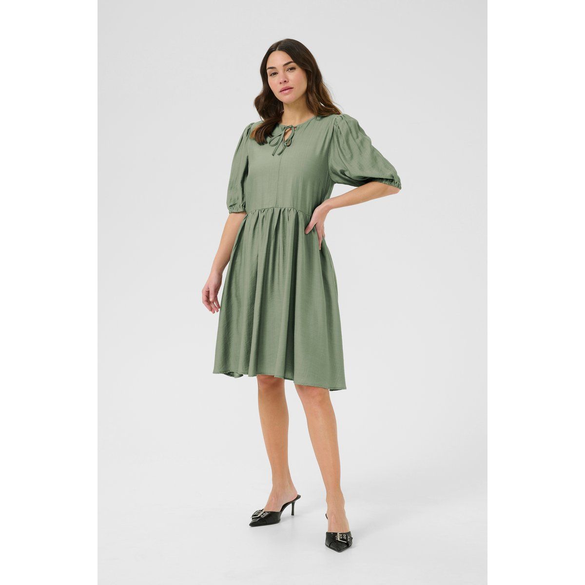 Kleid Regular fit green