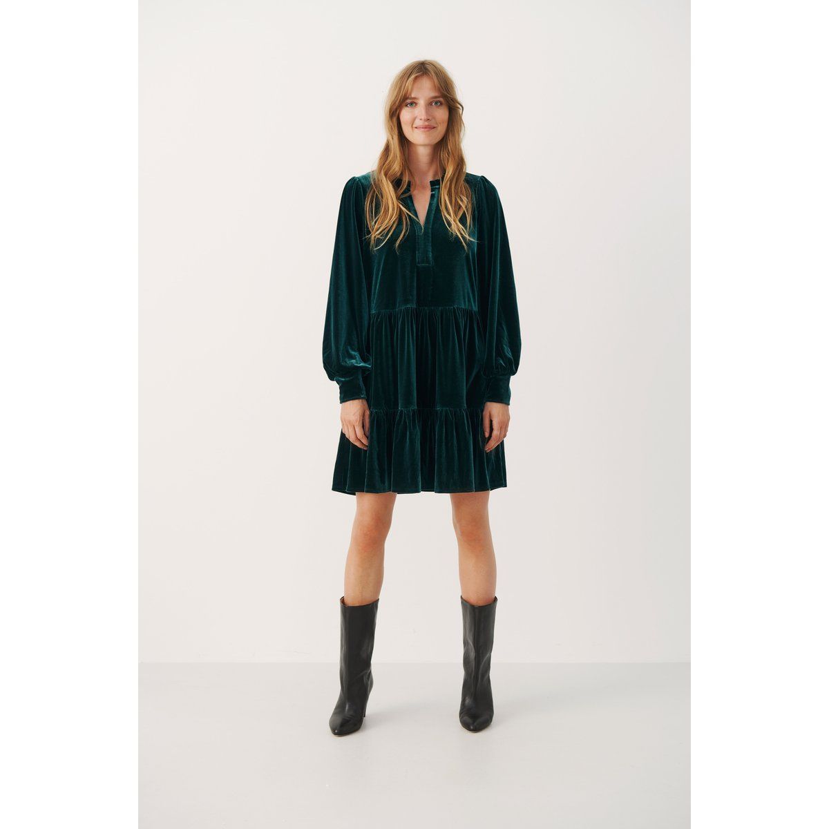 Kleid Relaxed fit green