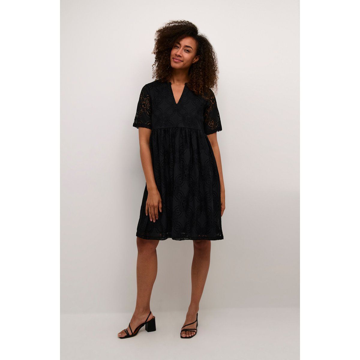 Kleid Feminine Silhouette black