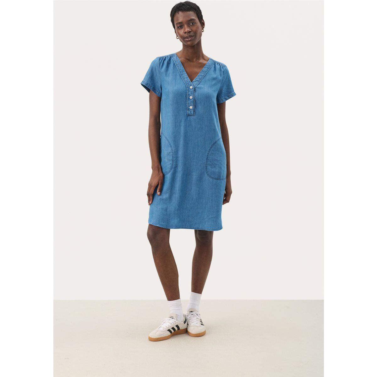 Kleid Feminine Form blue