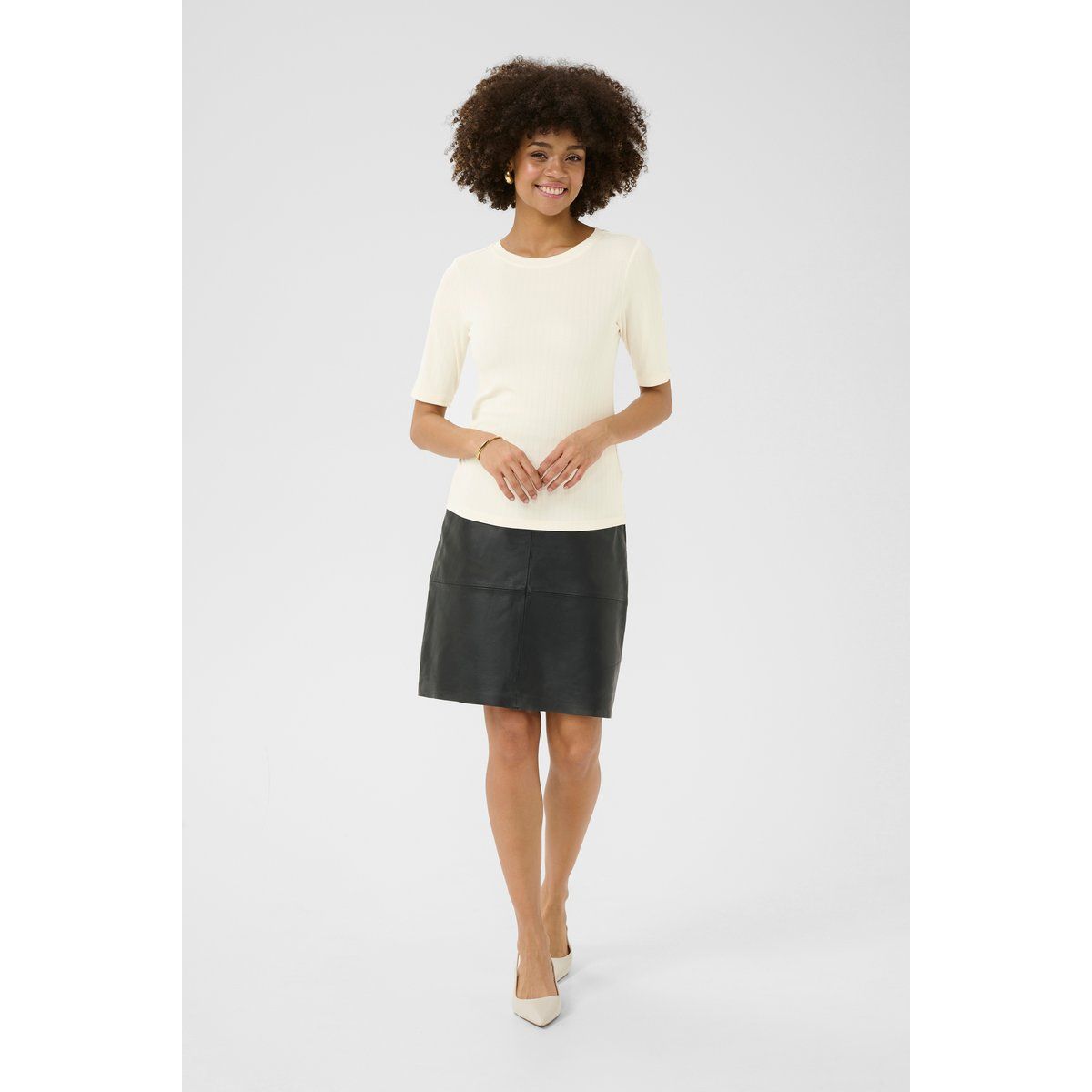 Figurbetontes Kurzarm-T-Shirt