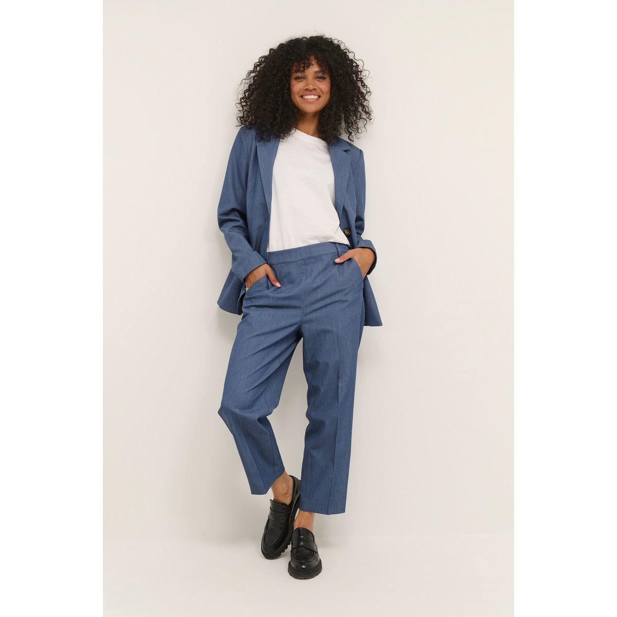 Indigo Blaue Hose mit lässiger Passform