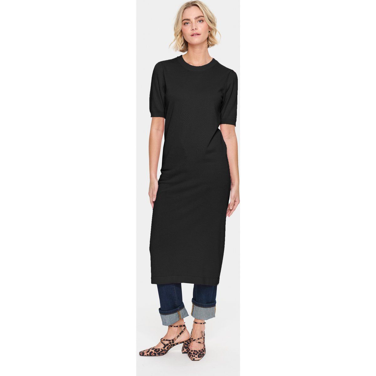 Gerade geschnittenes Midi-Strickkleid