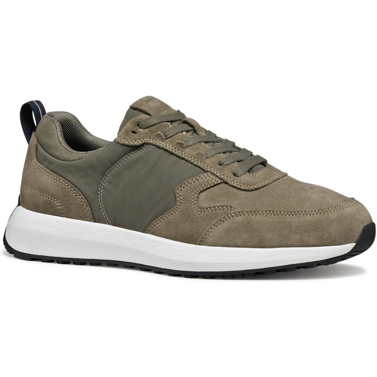 Urbaner Laufschuh aus Wildleder & Stoff