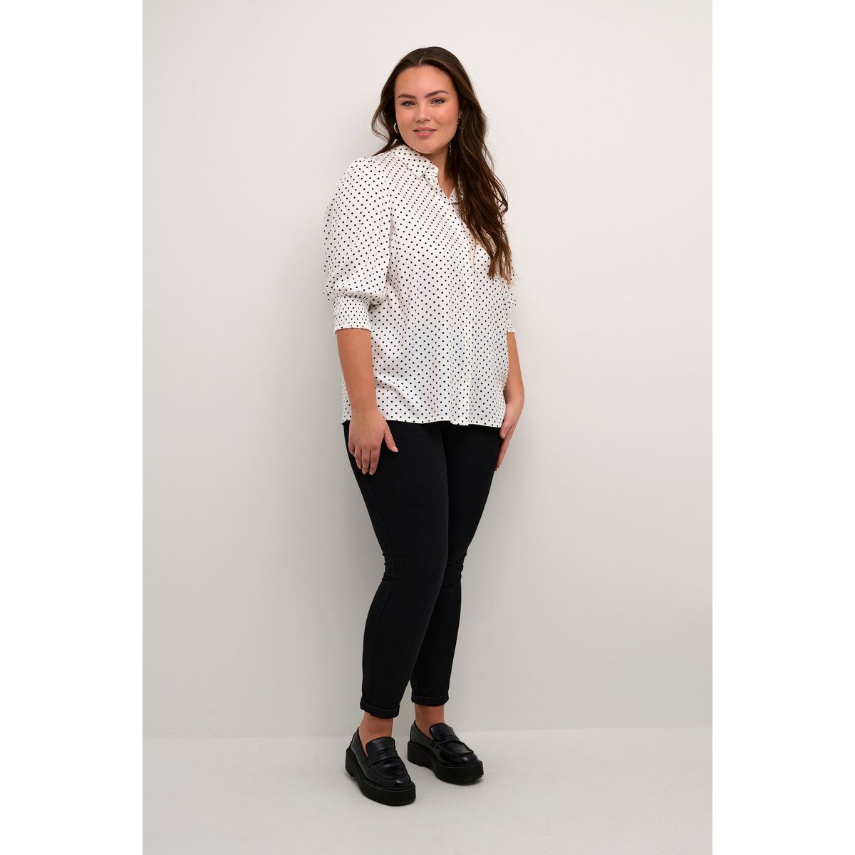 Gepunktete 3/4-Ärmel Bluse