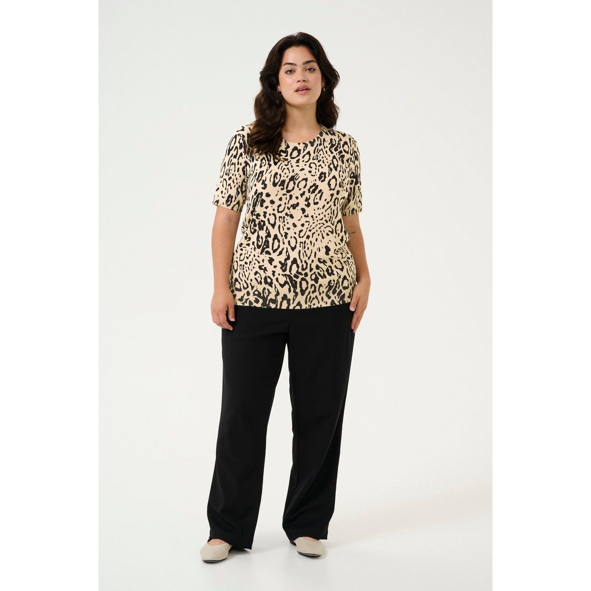 Kurzärmliger Strickpullover mit Animal Print