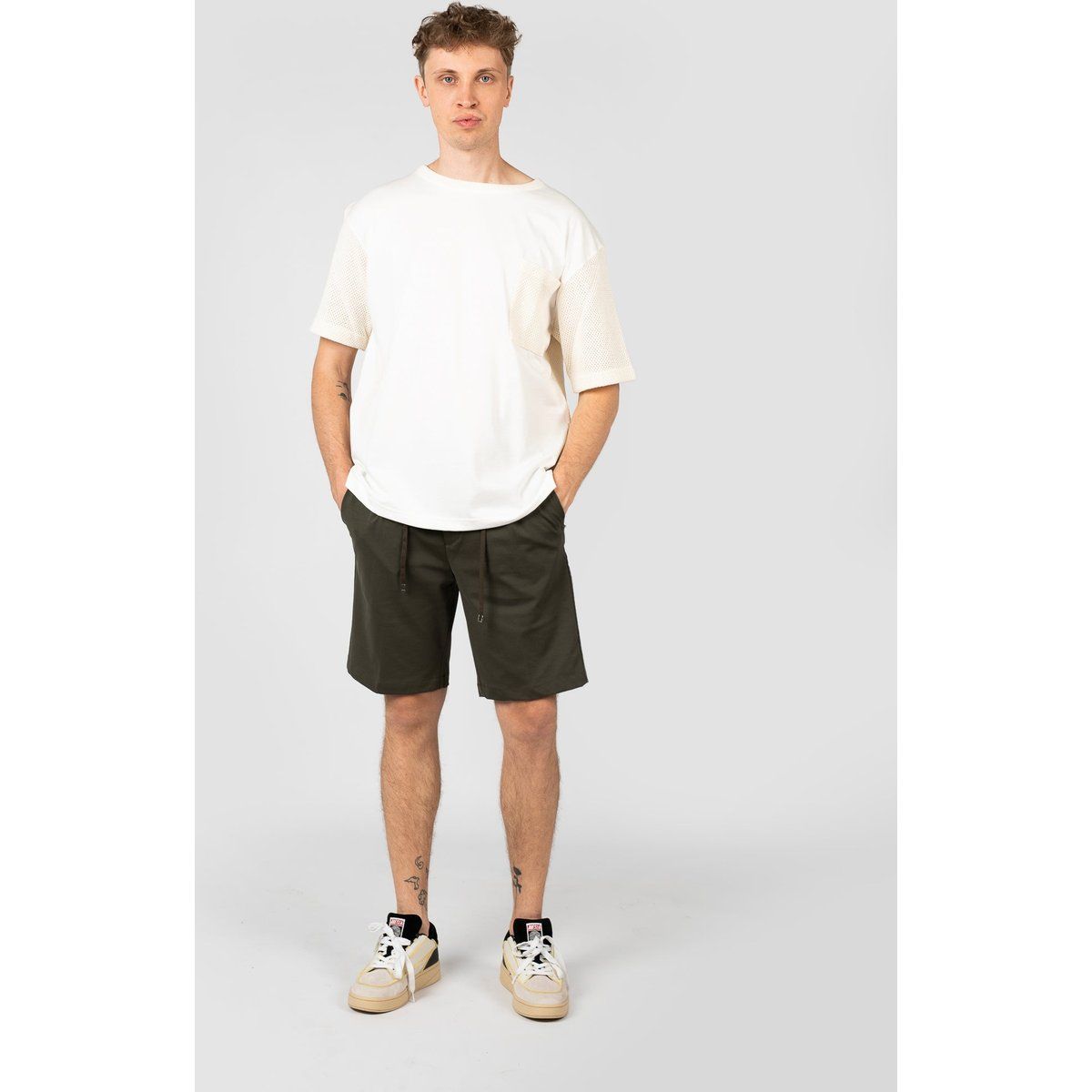 T-Shirt mit Mesh-Einsatz Details