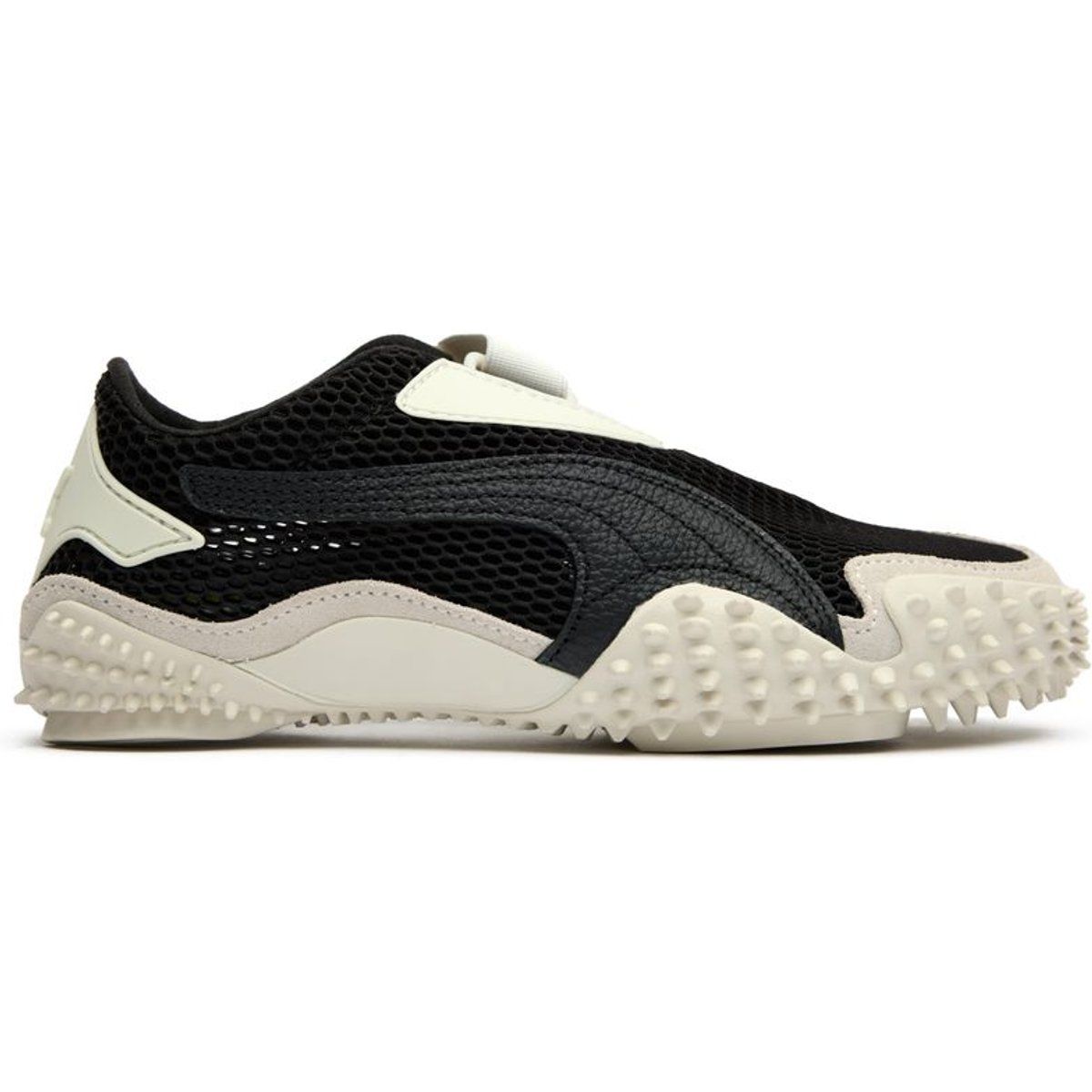 Skulpturaler Mode-Sneaker mit Spikesohle