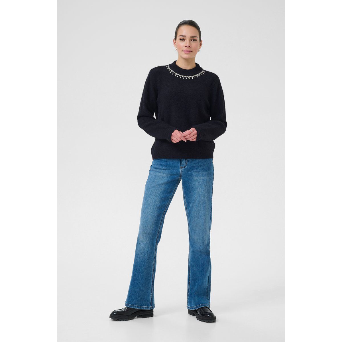 Eleganter Strickpullover mit Kragendetail