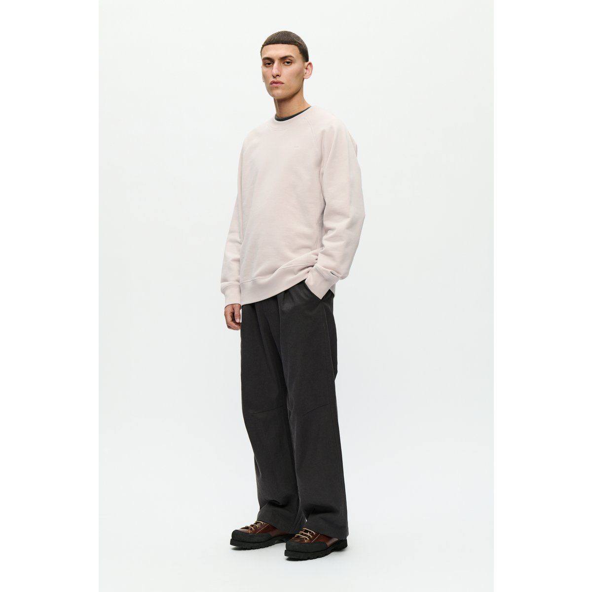 Lässiges Sweatshirt mit Raglanärmeln