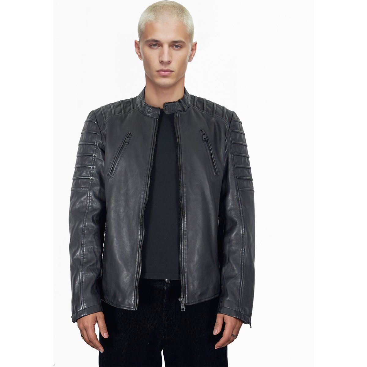 Moderne Lederjacke mit Paneelen