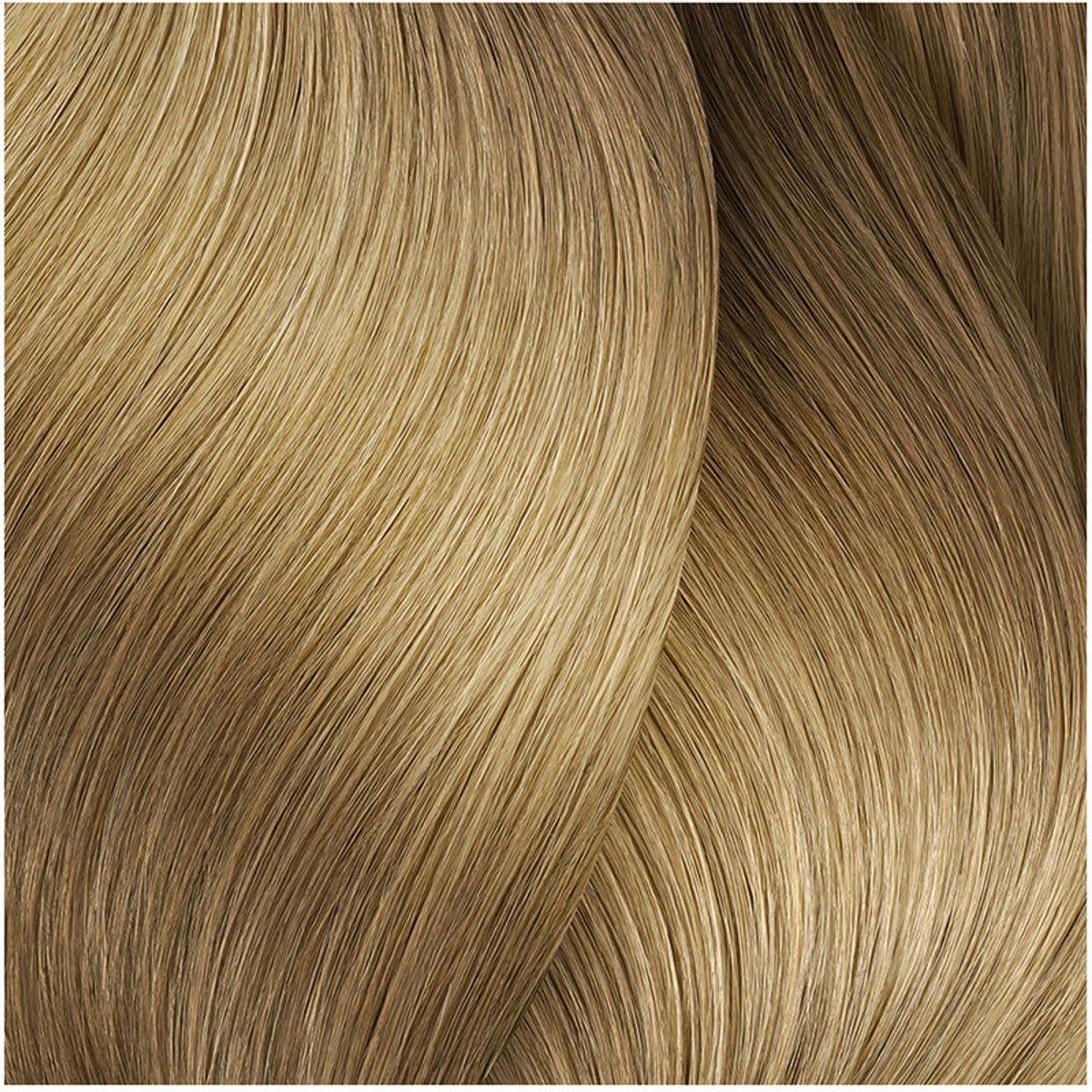 Permanente Hellaschblonde Haarfarbe