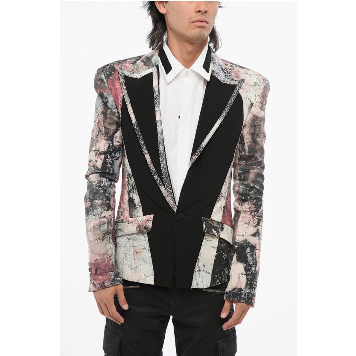 Gemusterter Leinenblazer mit steigendem Revers