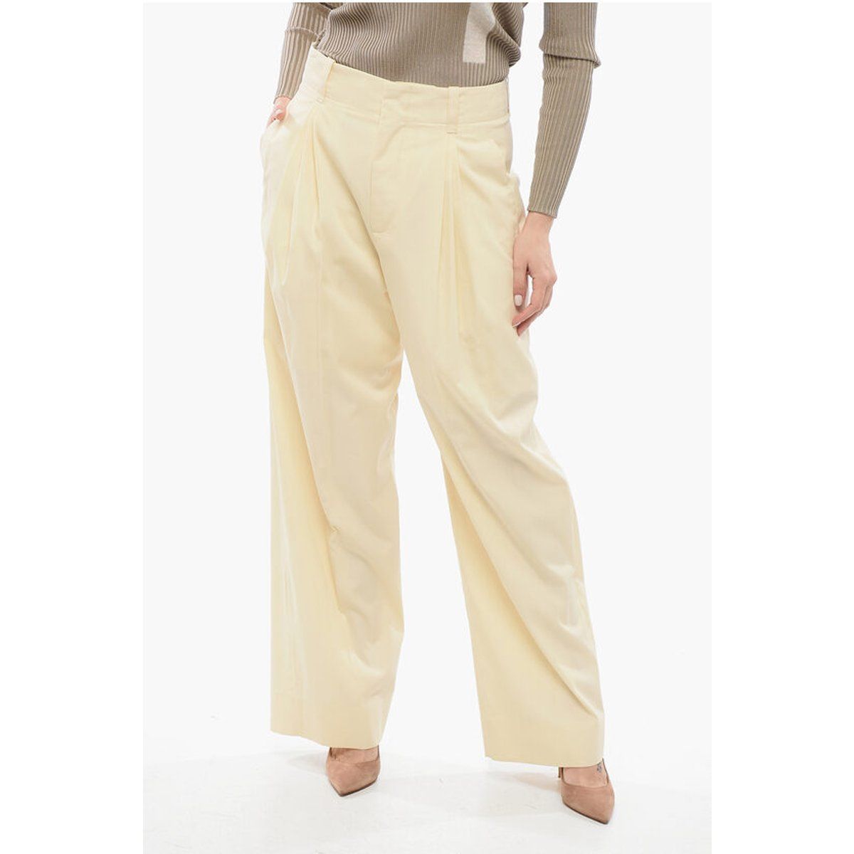 Beige Hosen mit weitem Bein und Falten