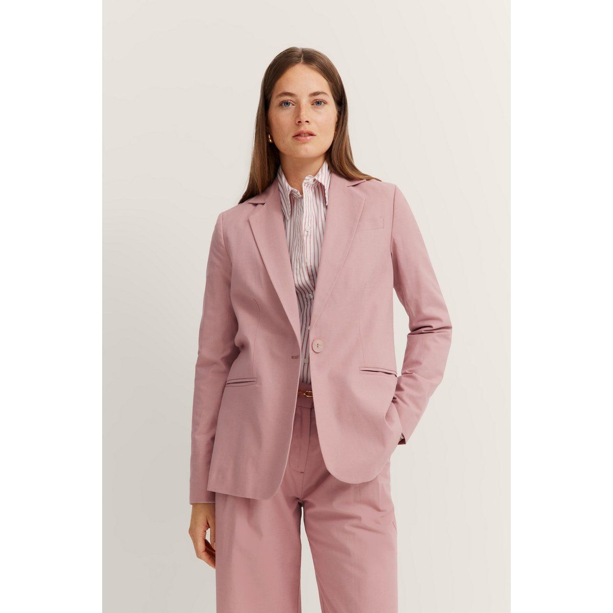 Taillierter Ein-Knopf-Blazer aus Baumwollleinen