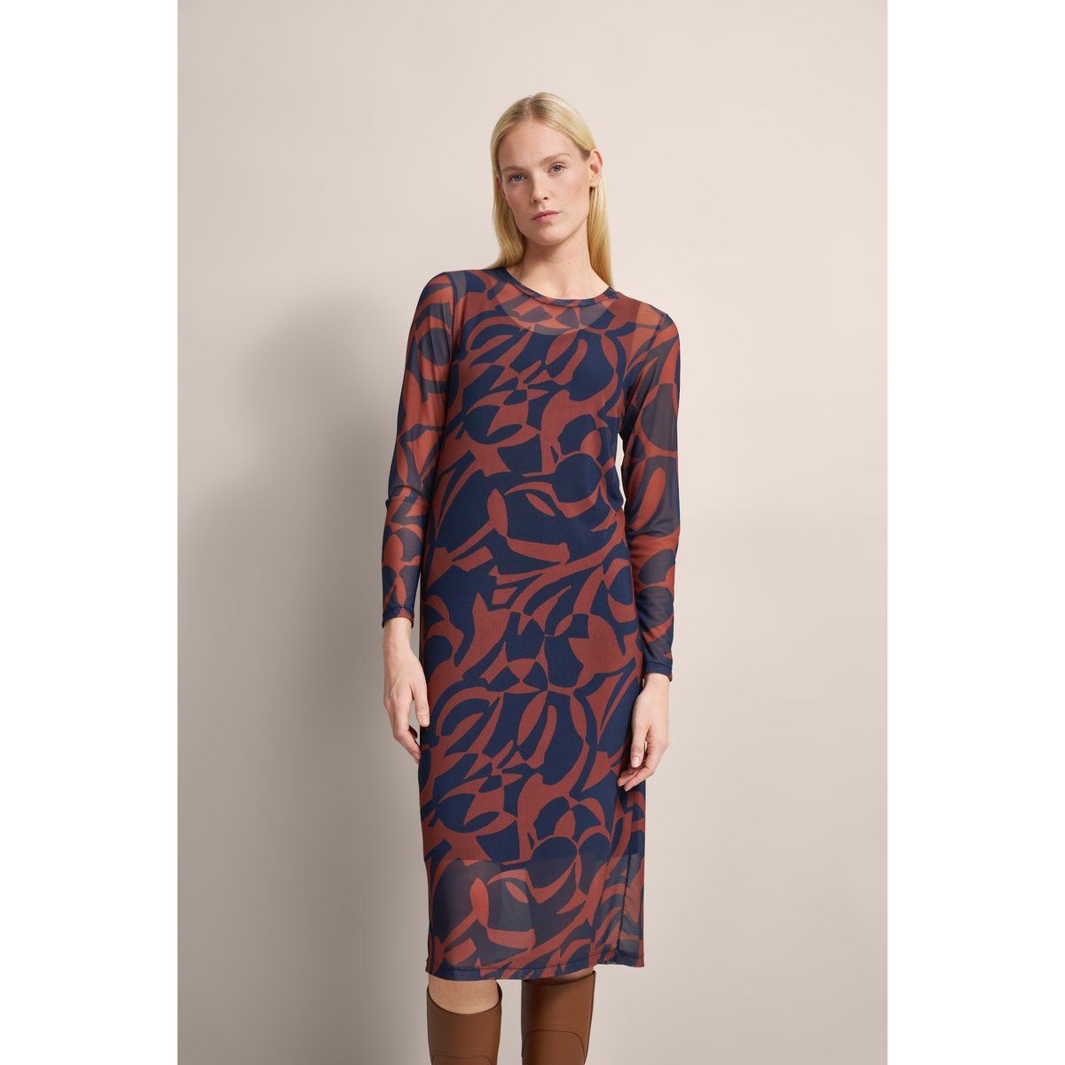 Mesh-Midikleid mit abstraktem Print