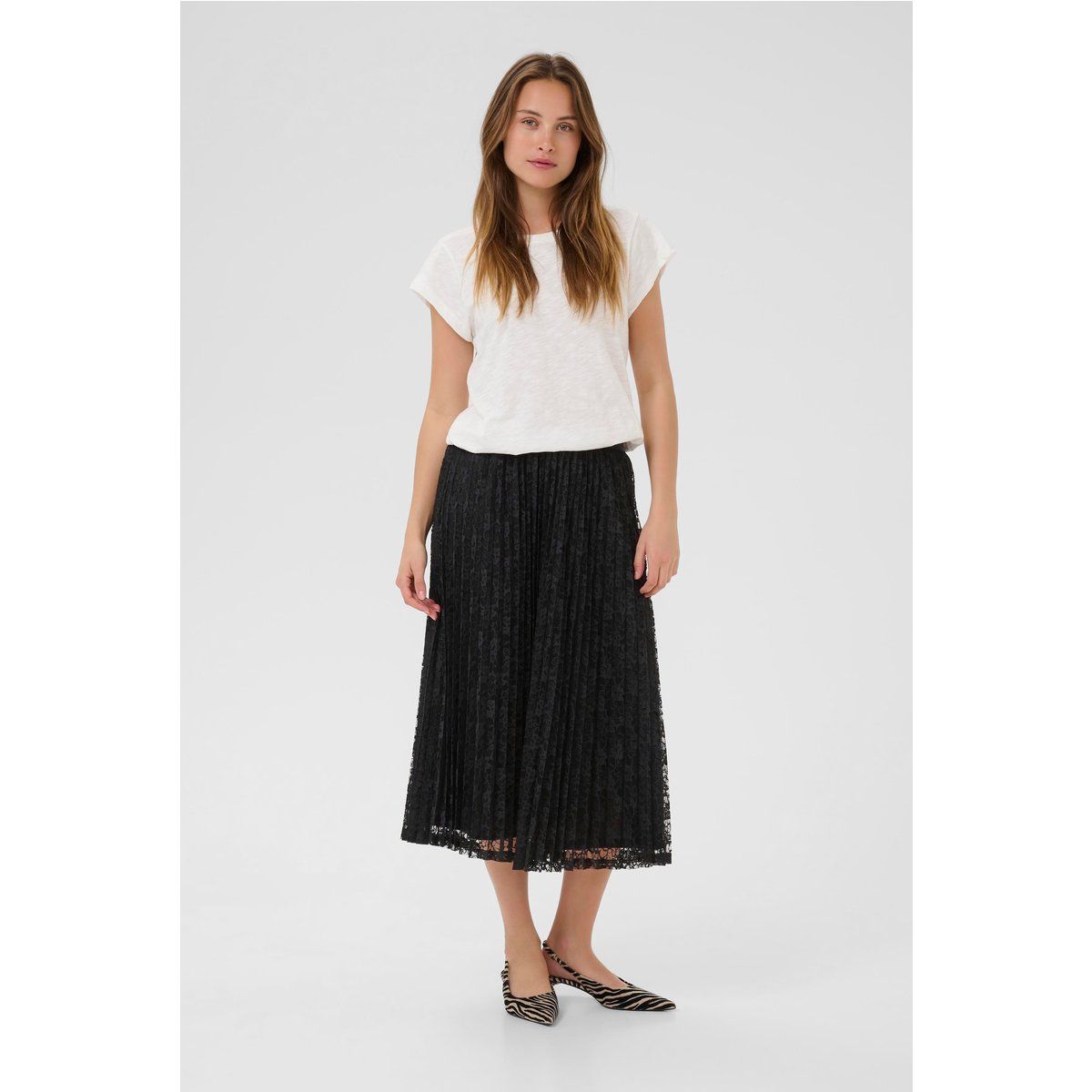 Rock CUlona A-shape black