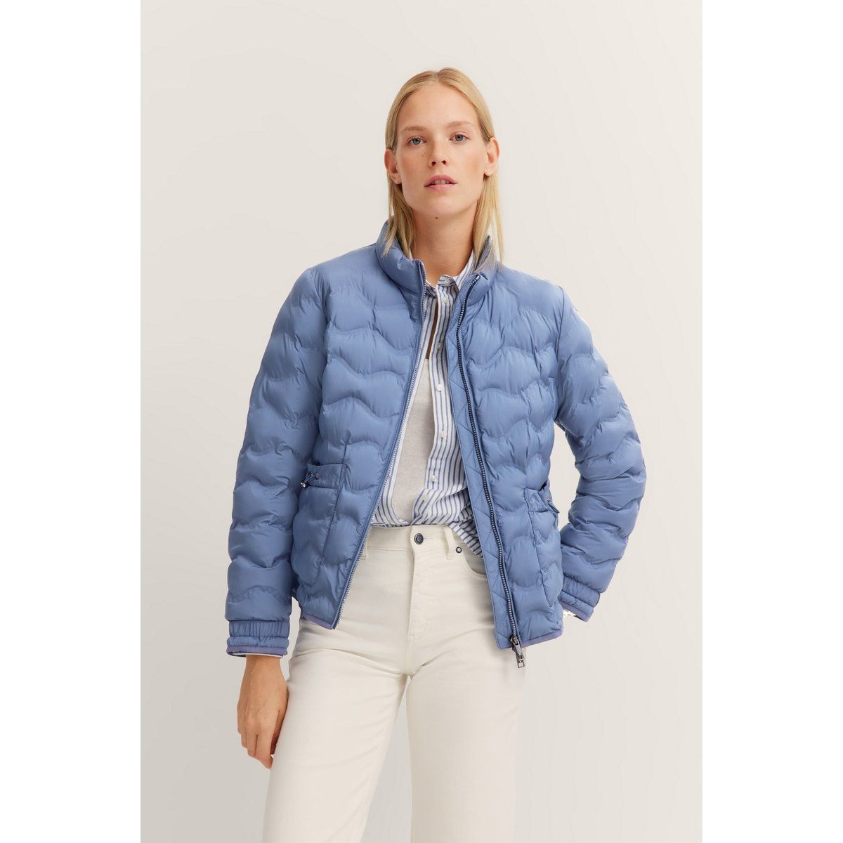 Damen Stehkragen Jacke in regulärer Passform