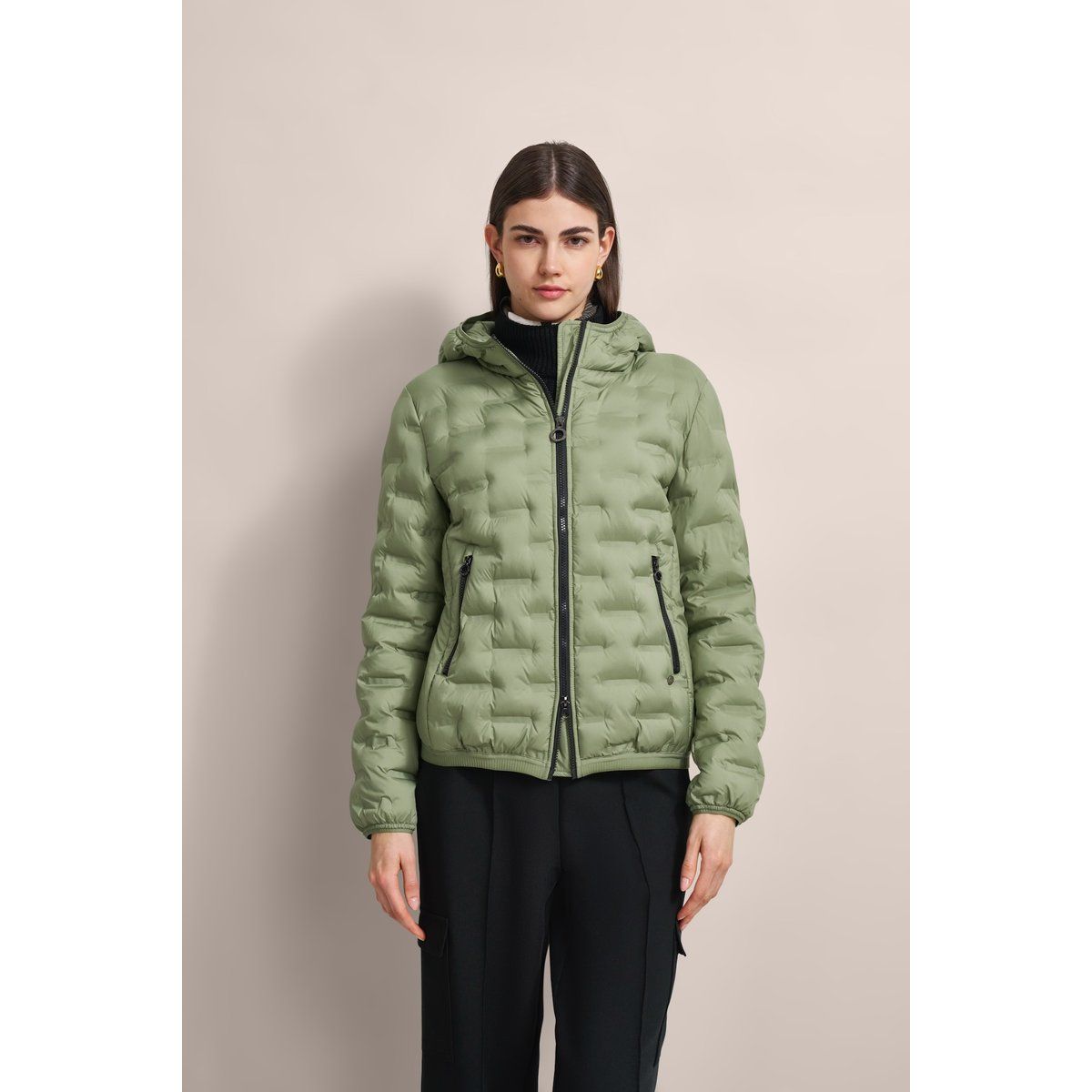 Leichte gesteppte Blousonjacke mit Kapuze