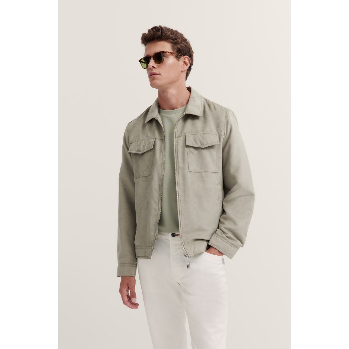 Herrenjacke aus wasserabweisendem Oberstoff
