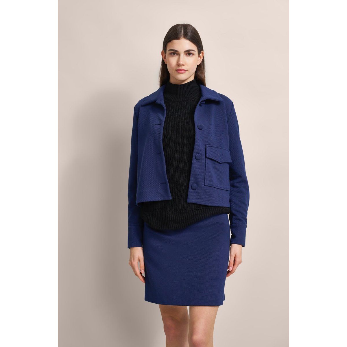 Kurze Jacke aus Baumwollmischung mit Tasche