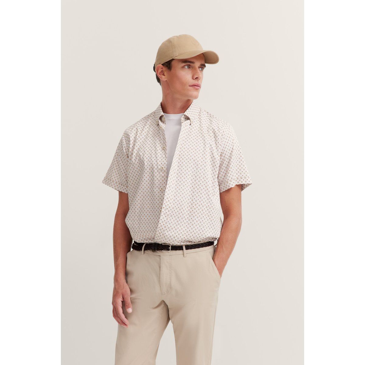 Kurzärmeliges Hemd aus Satin-Twill mit Muster
