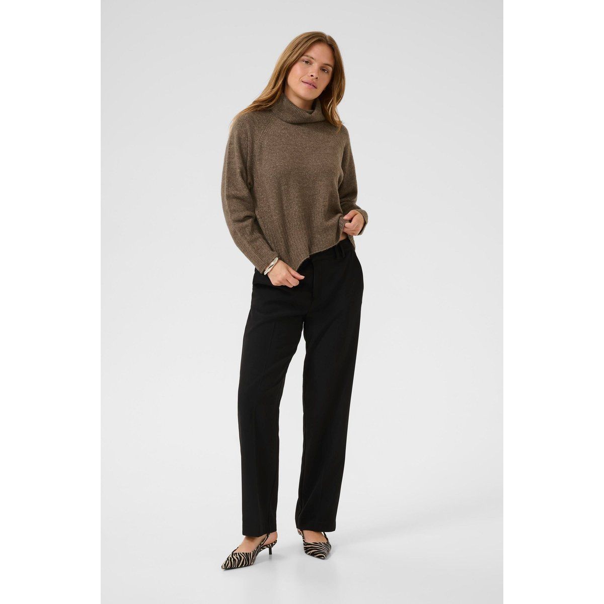 Brauner Rollkragenpullover Baggy Fit