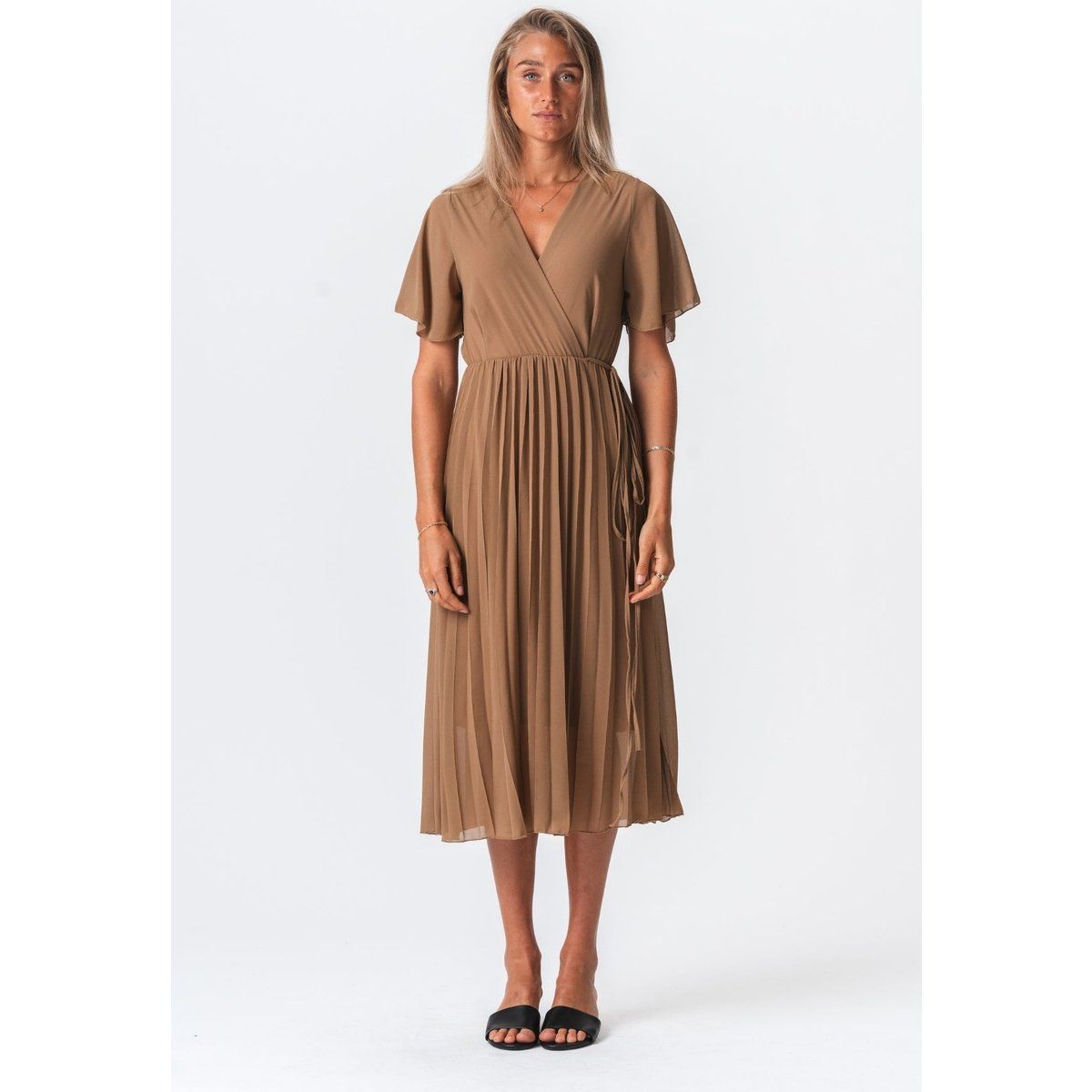 Elegantes Plissee-Wickel-Midikleid