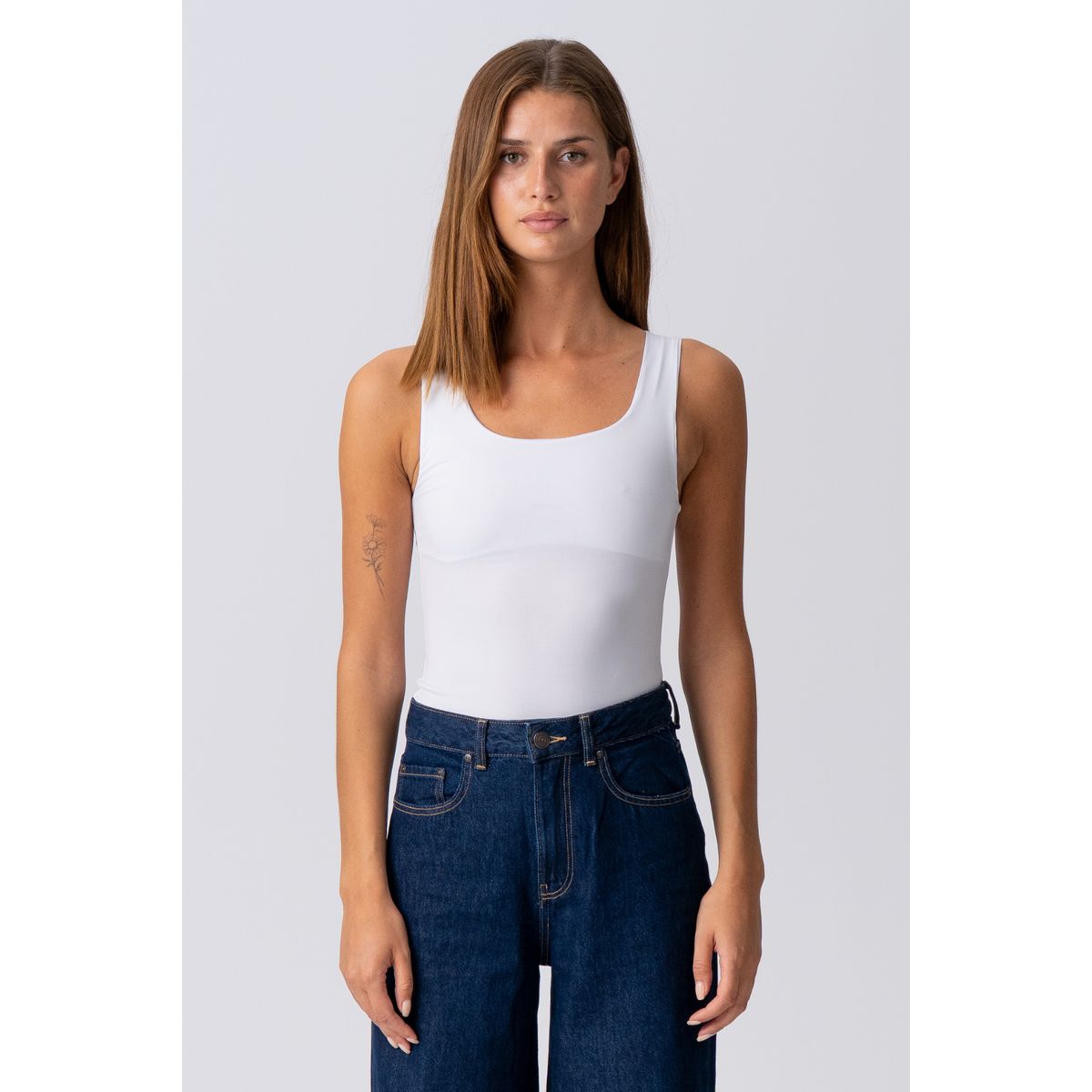 Ärmelloses Tanktop mit quadratischem Ausschnitt