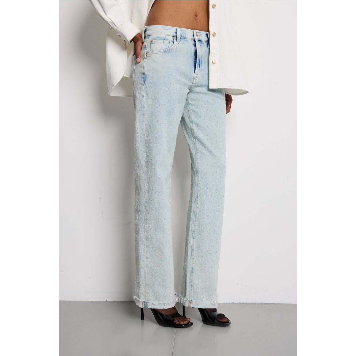 Gerade geschnittene Jeans mit hoher Taille