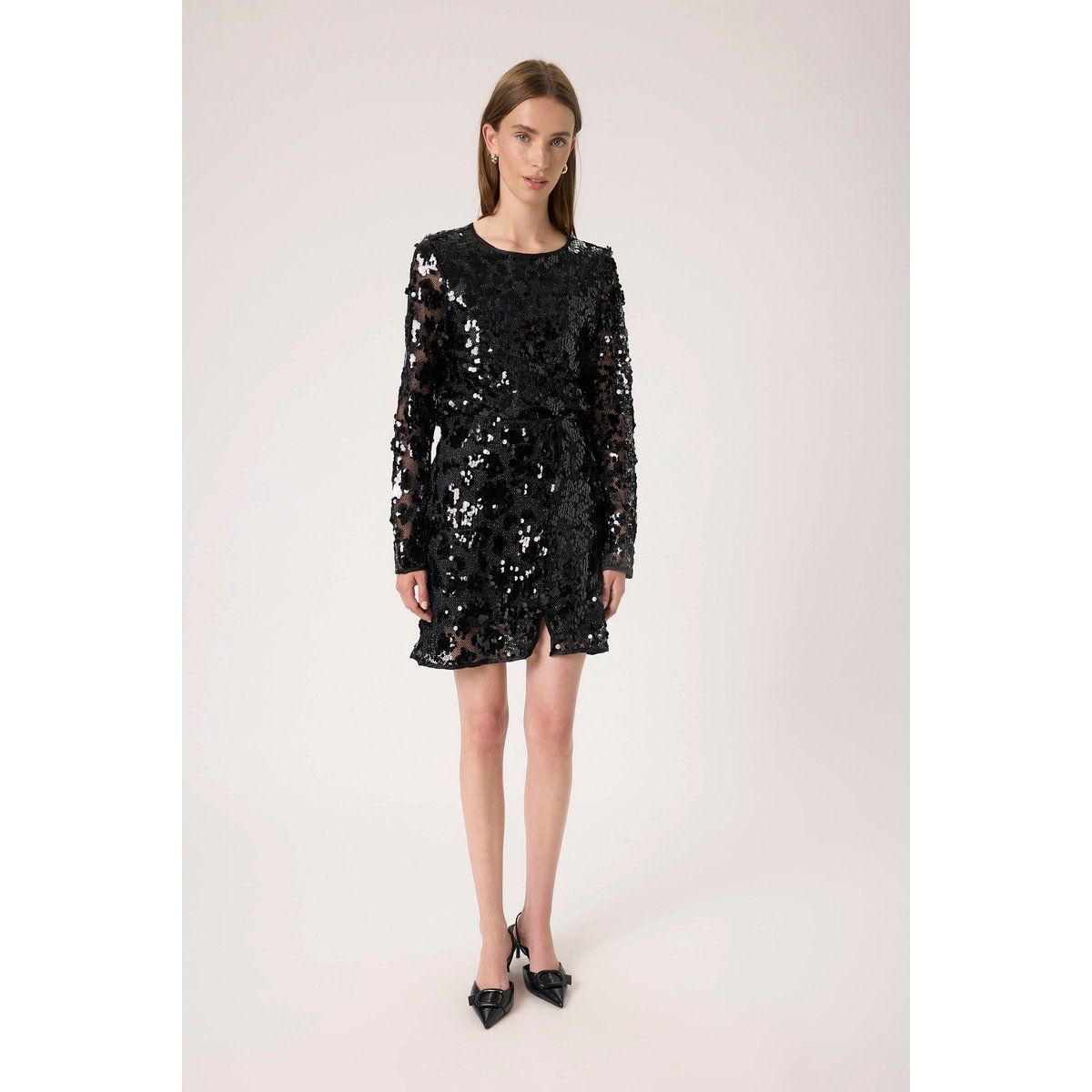 Elegantes, paillettenbesetztes Partykleid