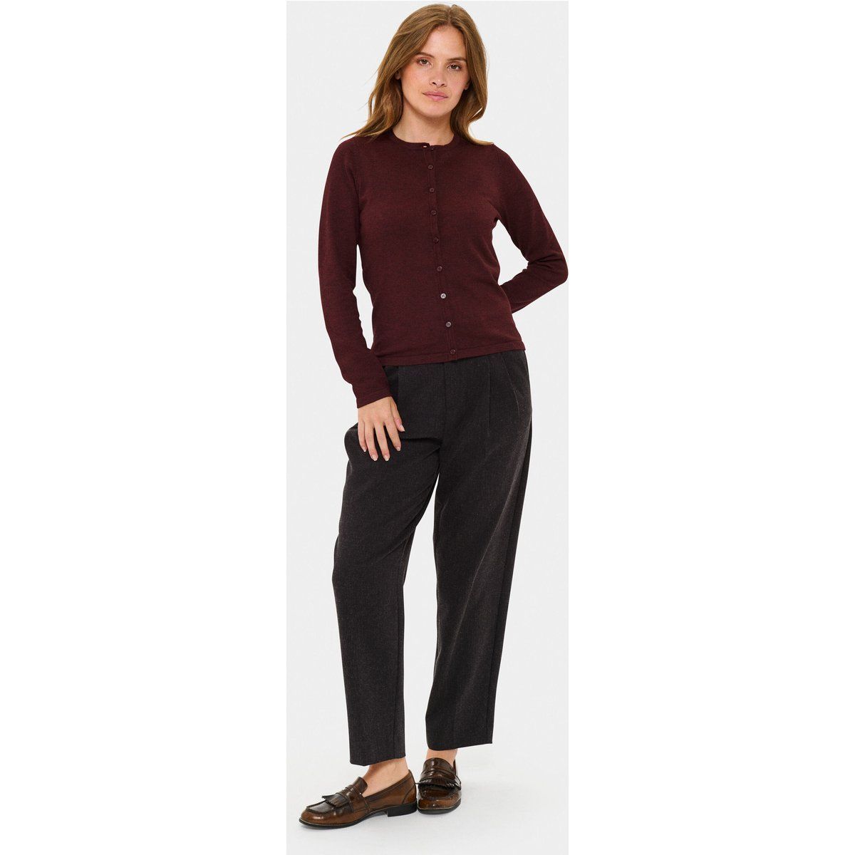Klassische Strickjacke mit Knopfleiste