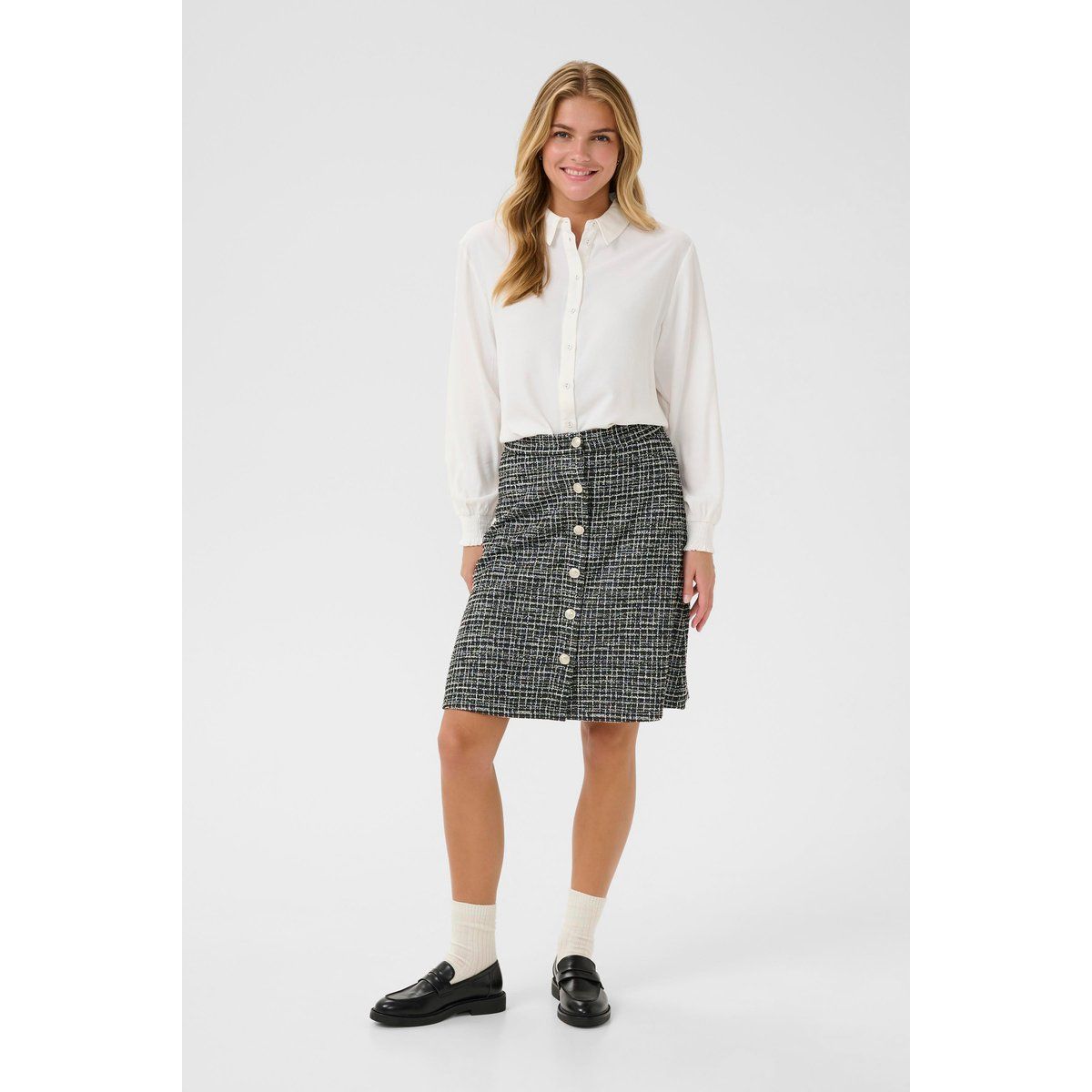 Rock CRMillie Rock A-shape black white