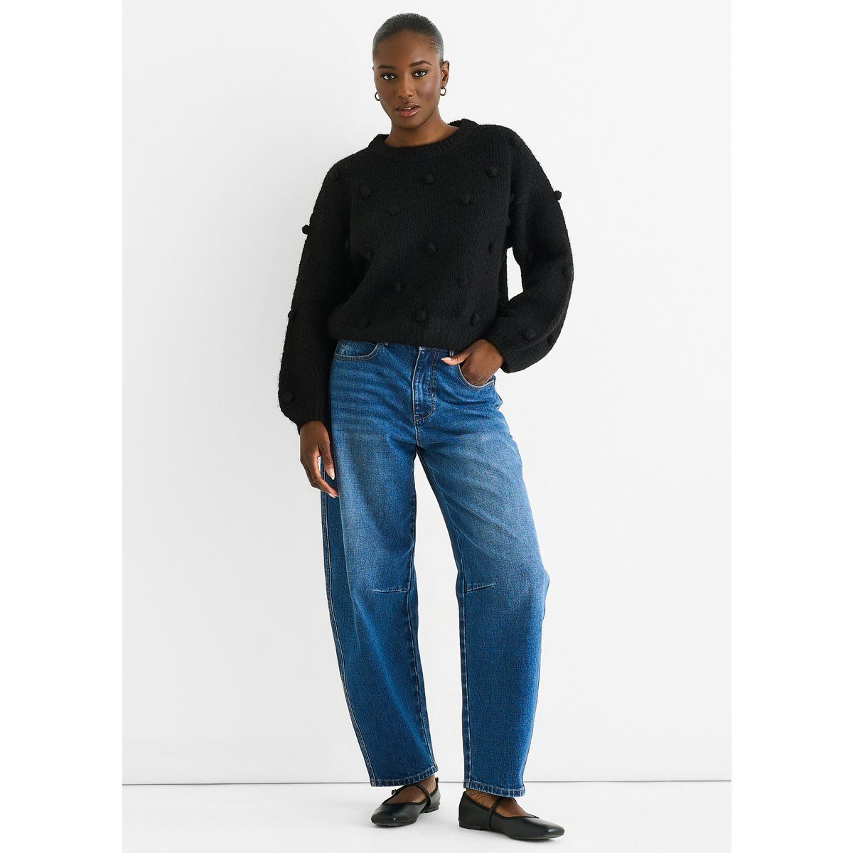 Oversize Strickpullover mit Bommeln