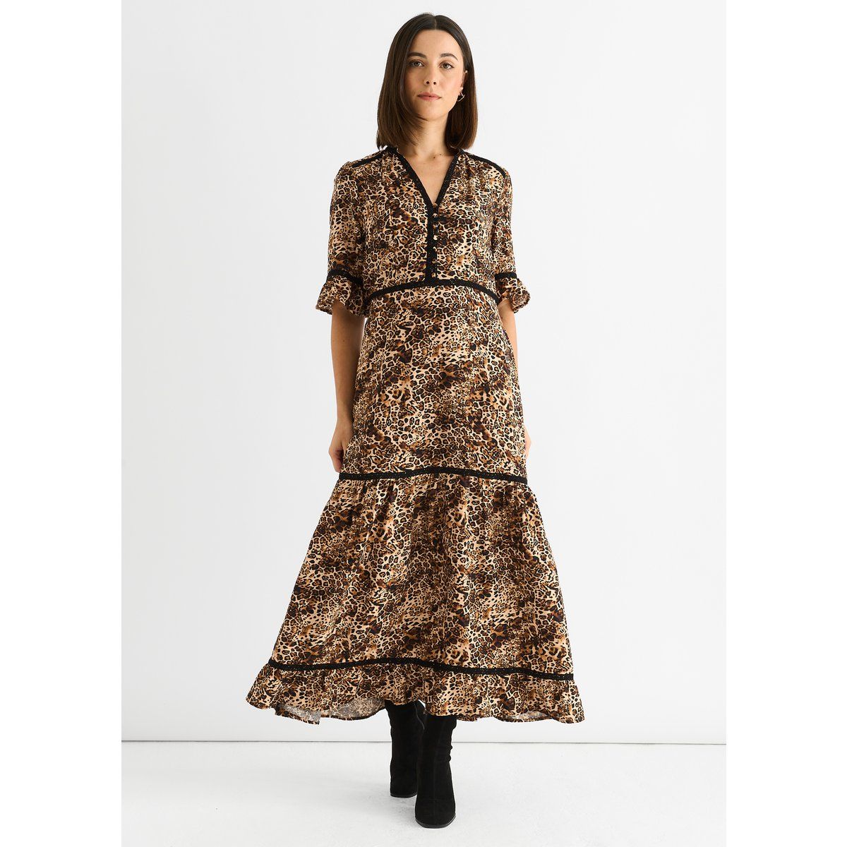 Braunes Midikleid mit Animalprint und Spitze
