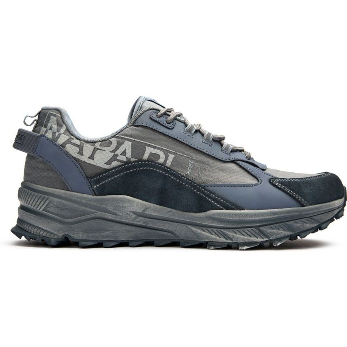 Retro-inspirierte Laufschuhe