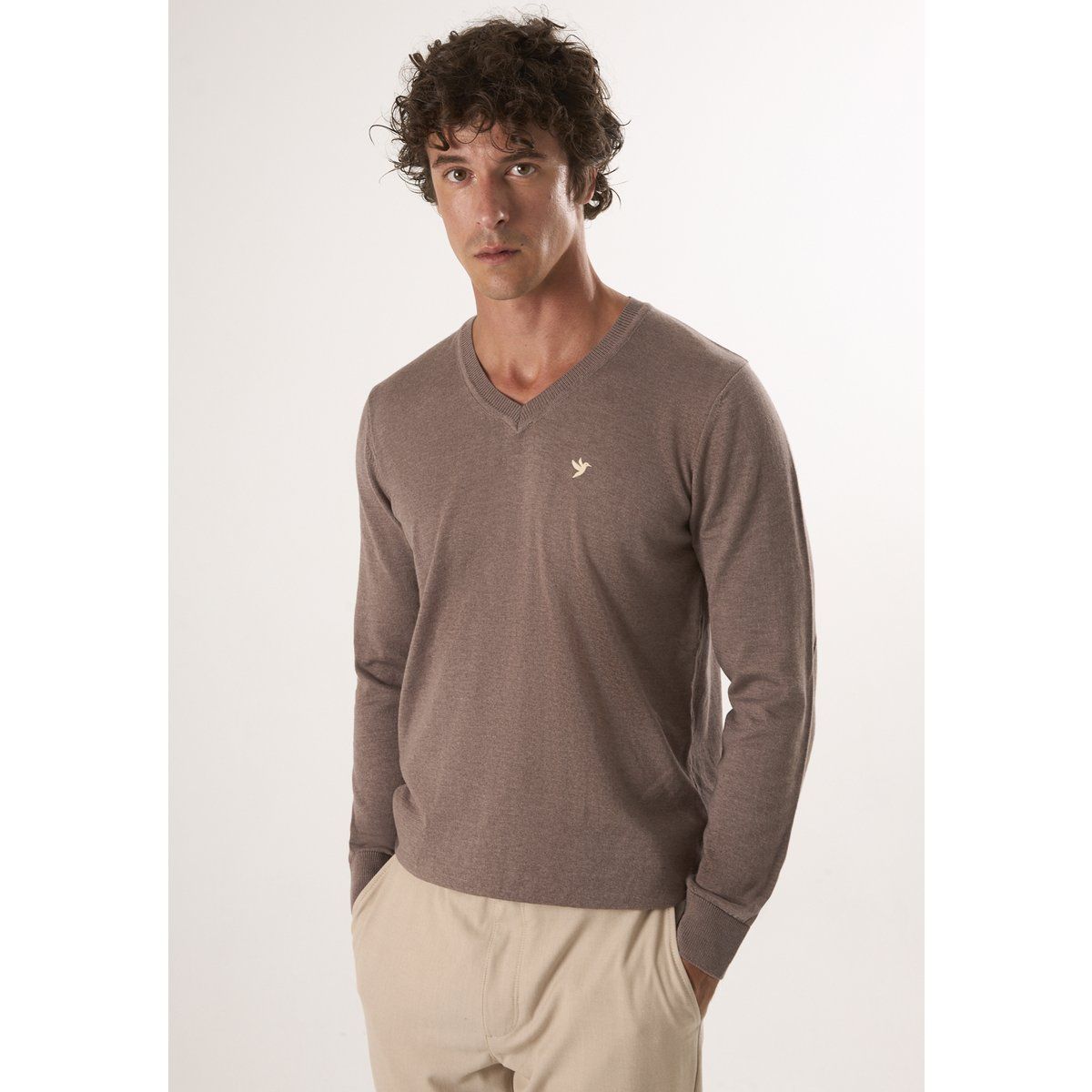 Klassischer Herren Strickpullover mit V-Ausschnitt