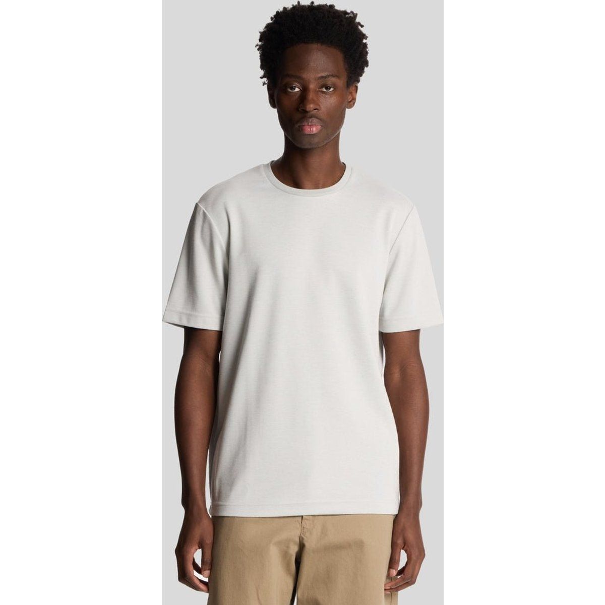 Modernes zweifarbiges Kurzarm-T-Shirt