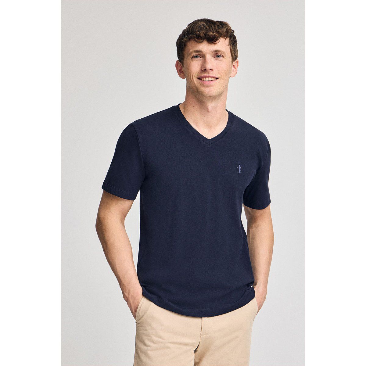 Marineblaues Kurzarm-T-Shirt mit V-Ausschnitt