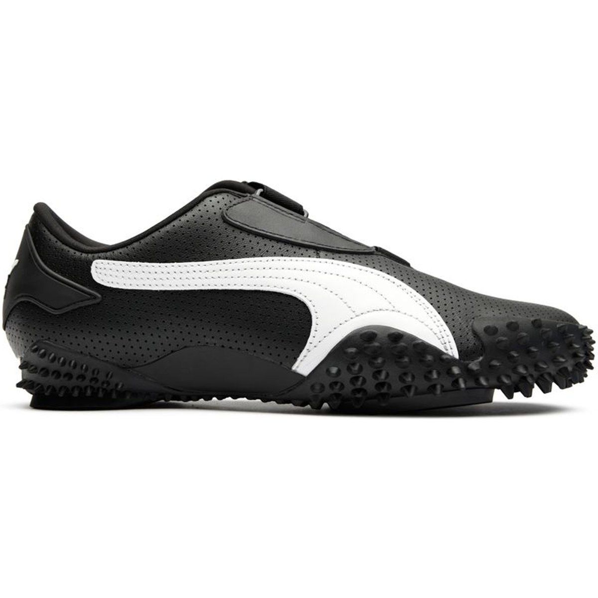 Avantgardistische Sneakers mit Spikes-Sohle
