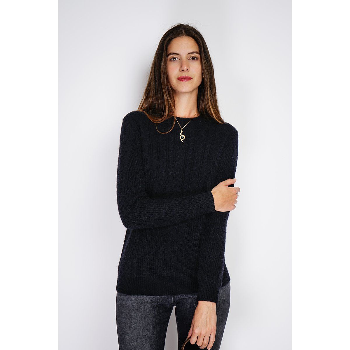 Rundhals-Pullover mit Zopfmuster