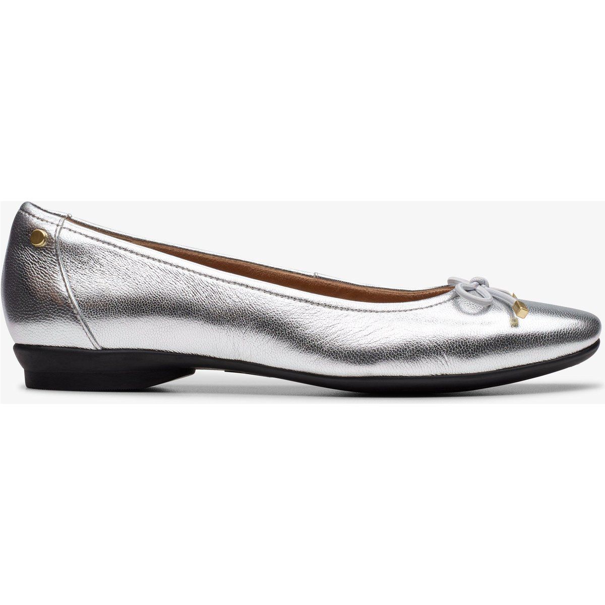 Silberne Ballerinas aus Metallic-Leder