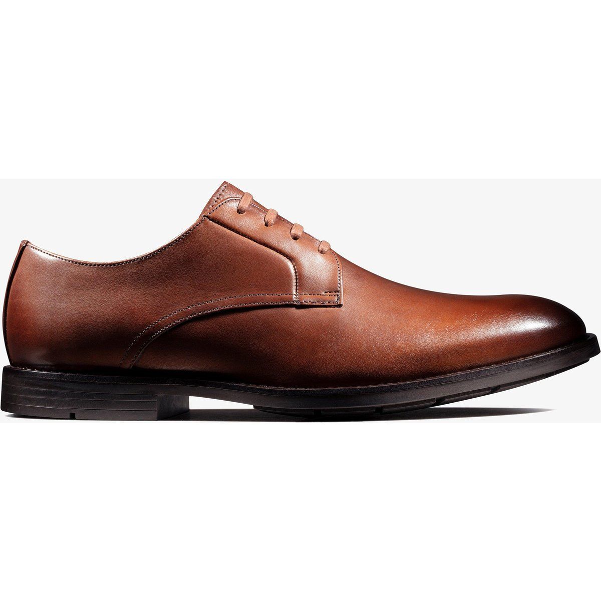 Klassischer Derby-Schnürschuh aus Leder