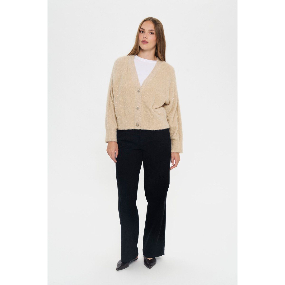 Kastenförmige Strickjacke mit Knöpfen