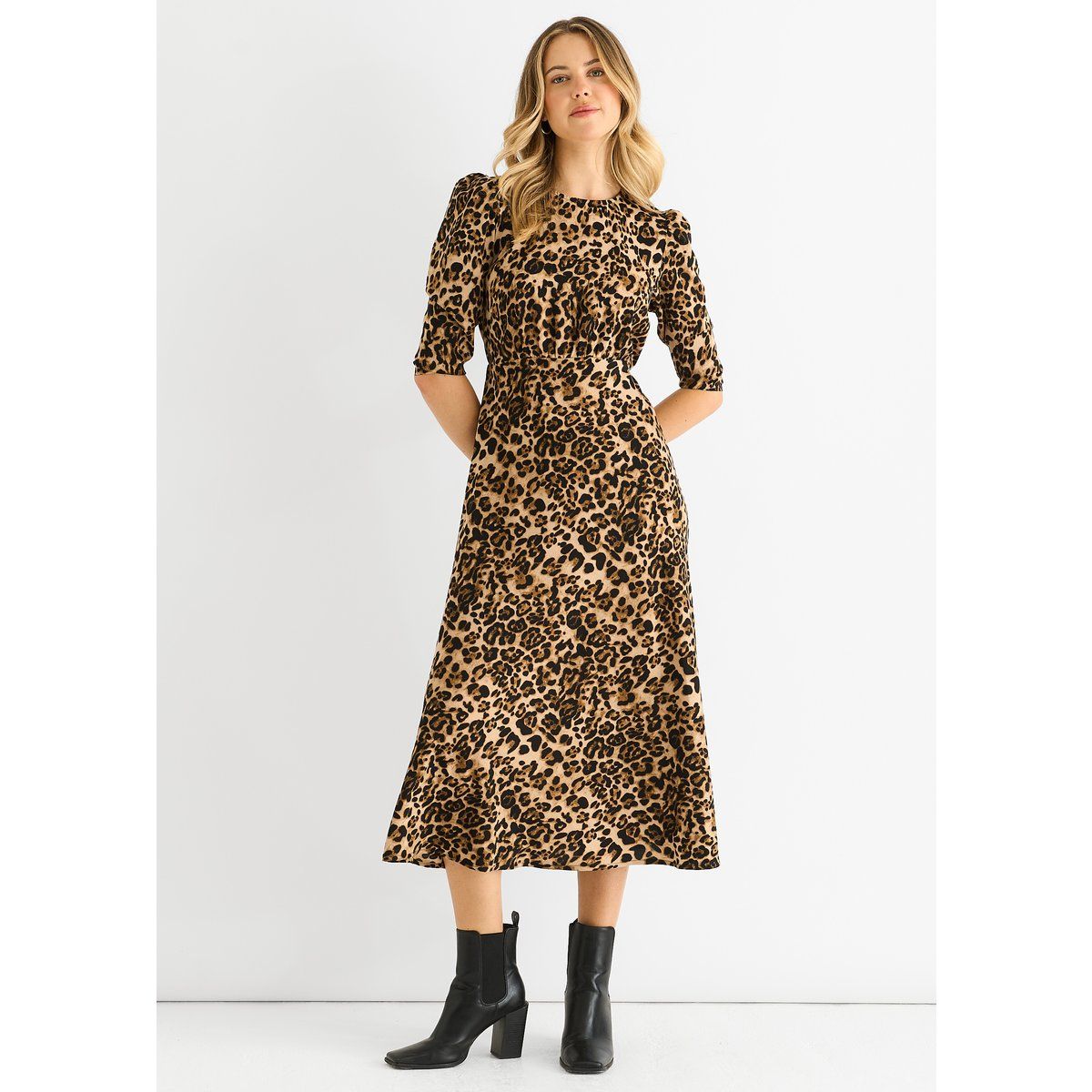 Midi-Kleid mit Animal-Print und Ärmeln