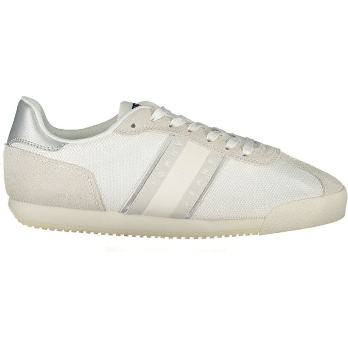 Lässige Low-Profile-Tape-Sneakers