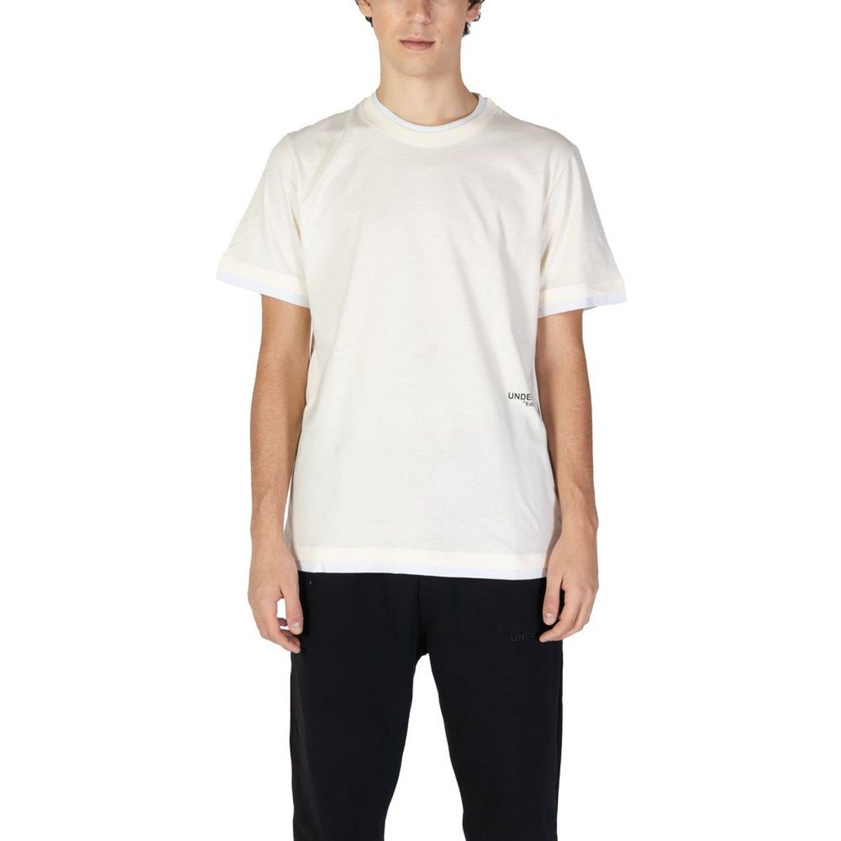 Doppellagiges T-Shirt, entspannter Schnitt