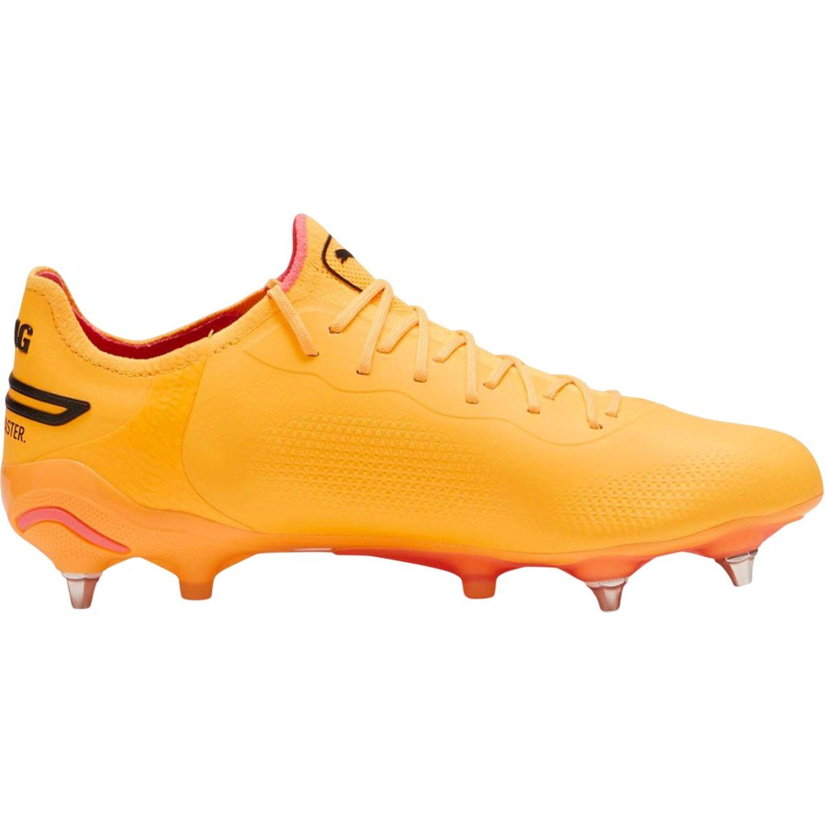 Gelbe Fußballschuhe für weichen Boden