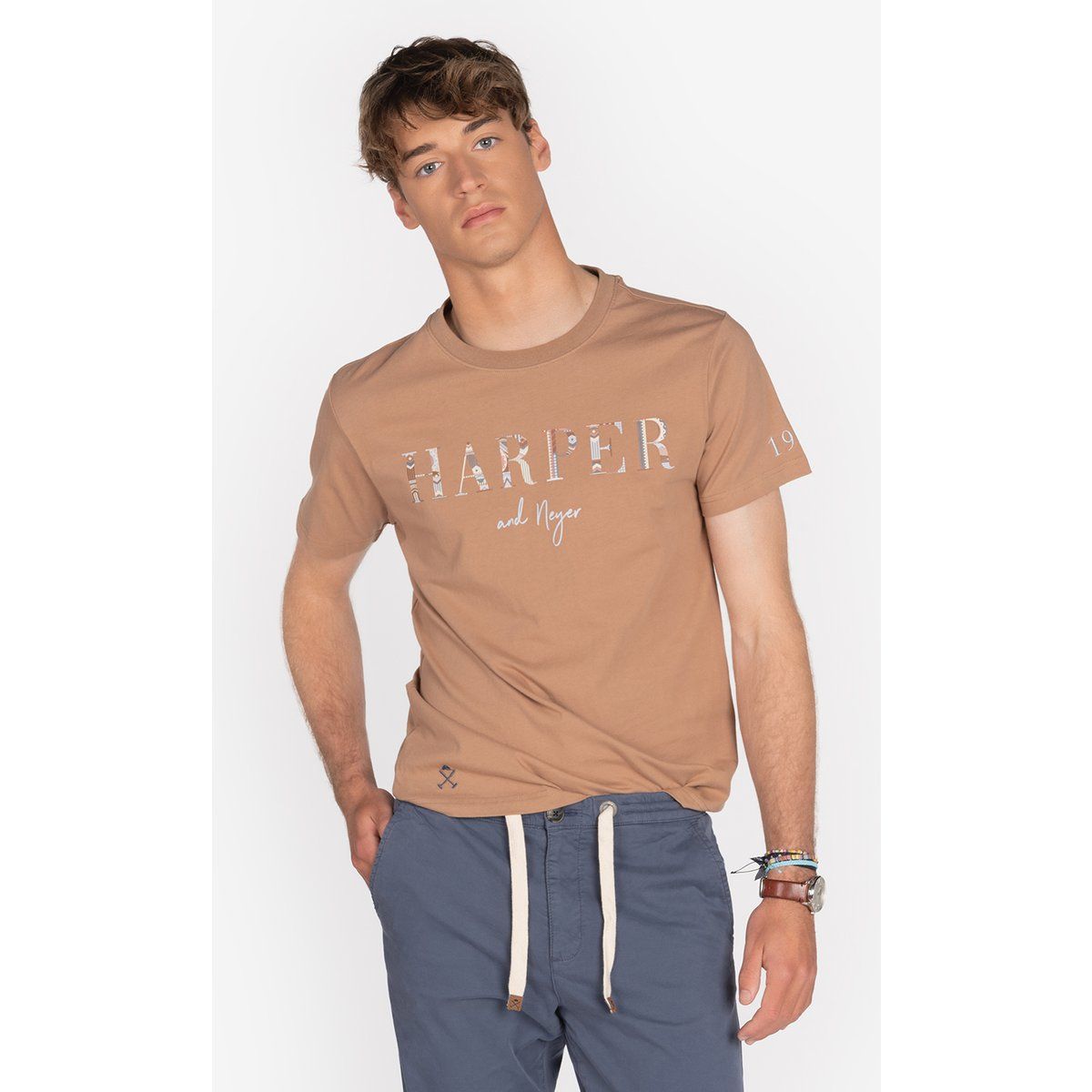Stilvolles, kurzärmeliges Baumwoll-T-Shirt mit Grafik