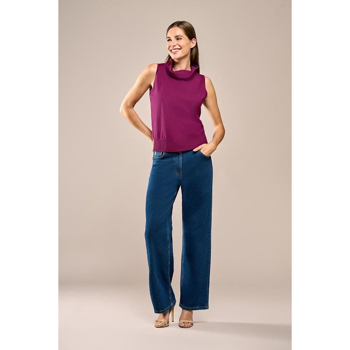 Ärmelloses Stricktop mit Wasserfallausschnitt
